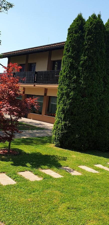 Apartments Ad רדנצי מראה חיצוני תמונה